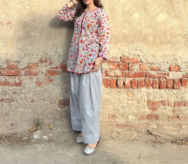 Lawn-Floral Farshi Shalwar Kameez
