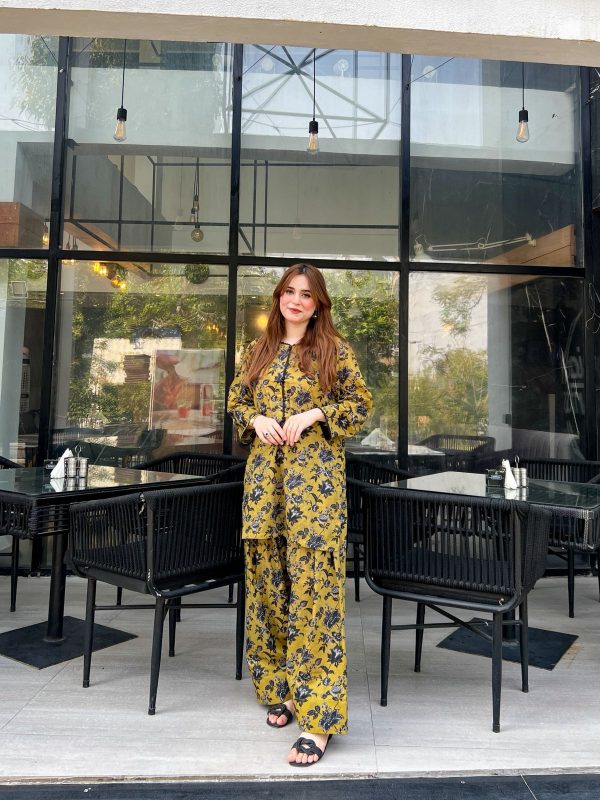 Lawn-Mustard Bloom Farshi Shalwar Kameez - Image 10