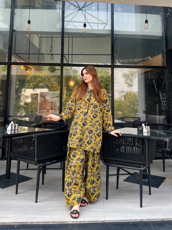 Lawn-Mustard Bloom Farshi Shalwar Kameez - Image 8