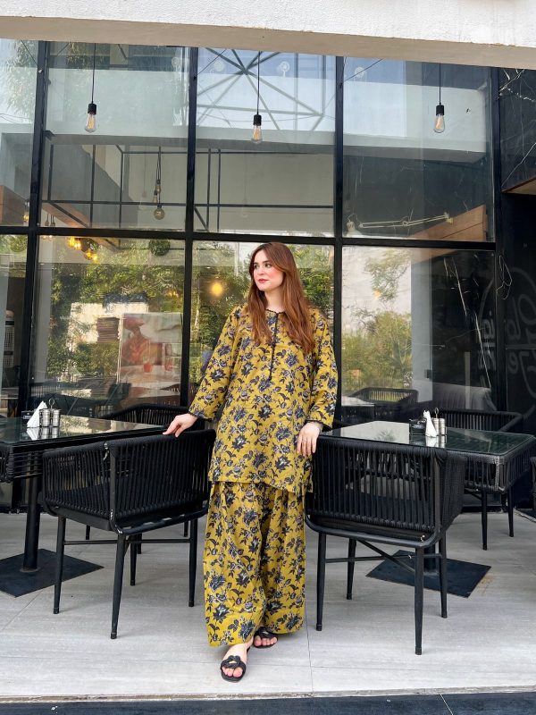 Lawn-Mustard Bloom Farshi Shalwar Kameez - Image 5