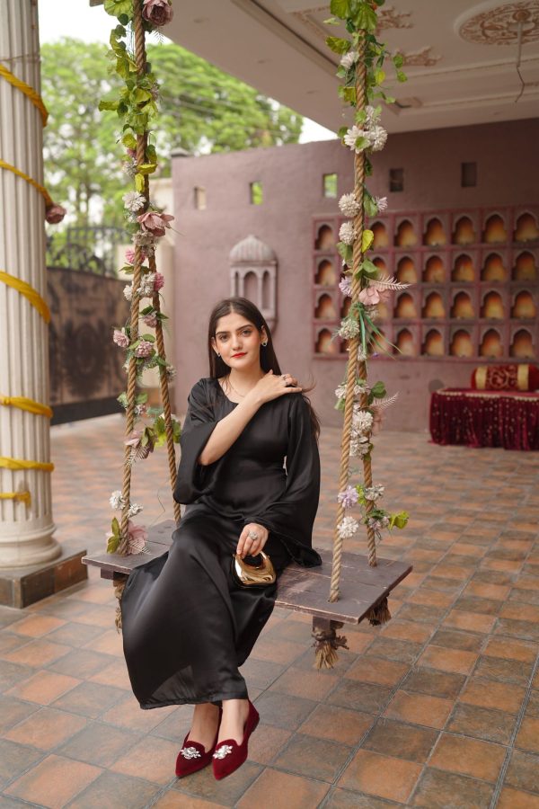 Black Silk Long Dress - Image 5