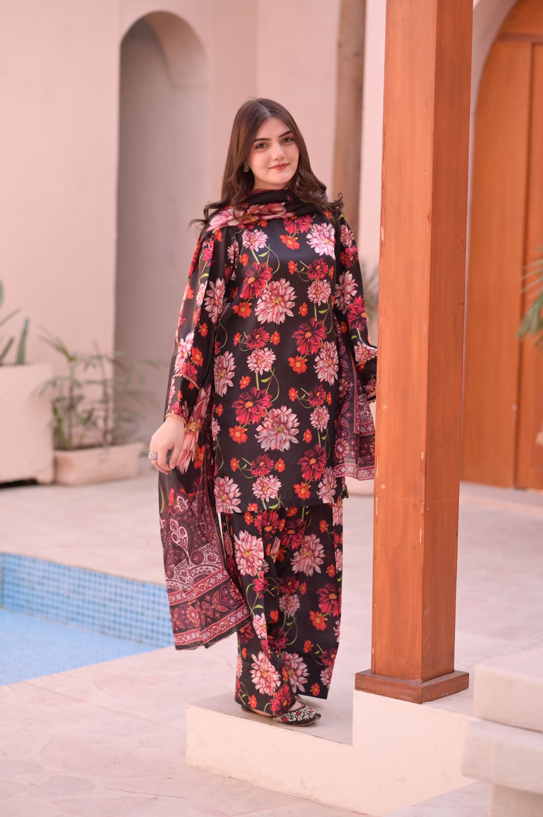 3PC-Black Floral Farshi Set - Image 4